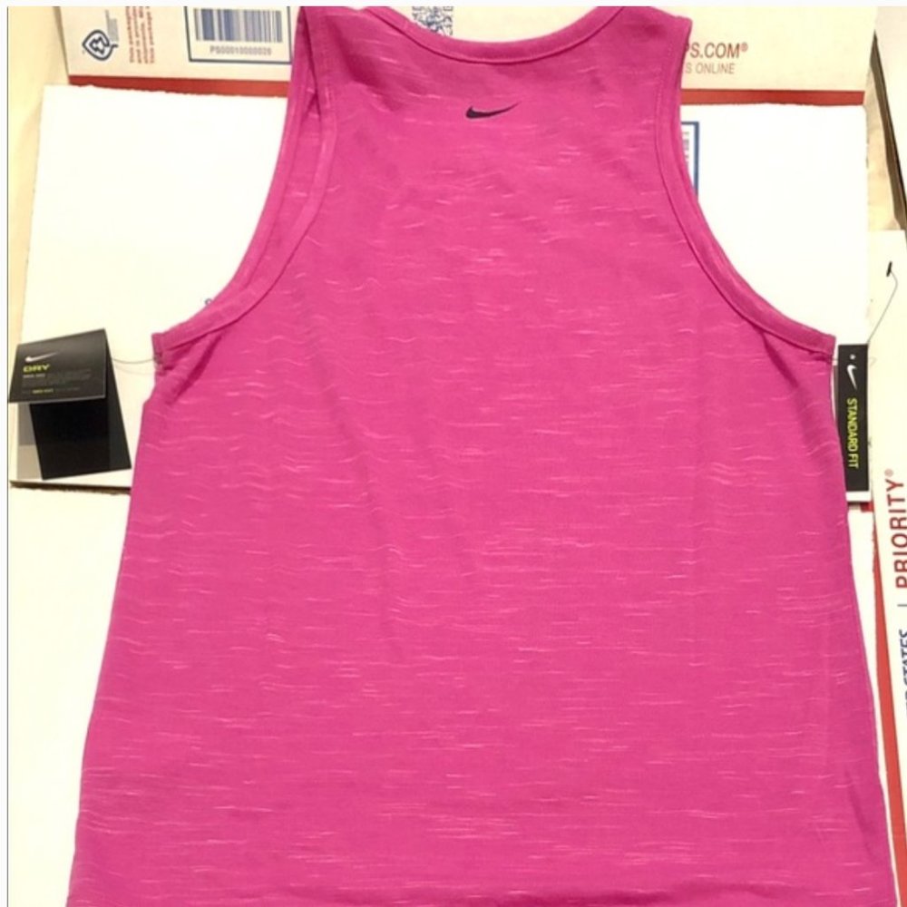 ❤️NWT Nike Pink Dri Fit Small Top - Picture 5 of 7